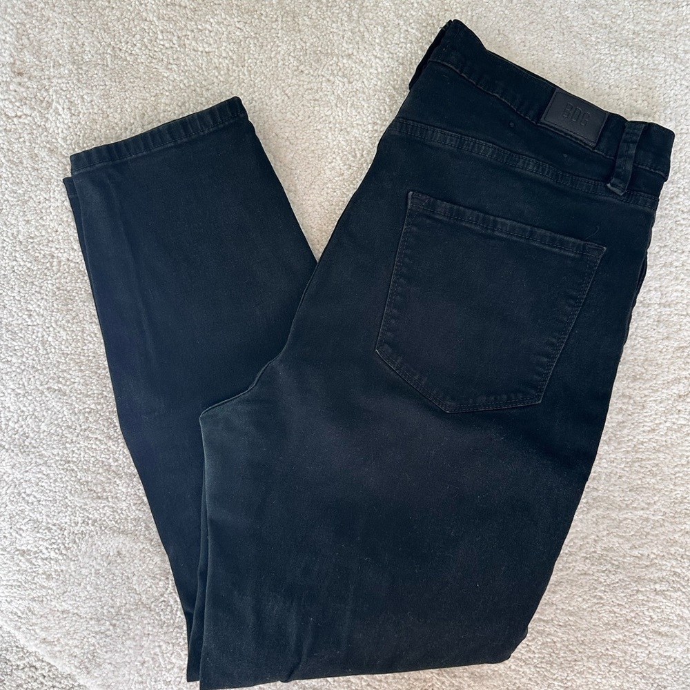 BDG ankle length black denim pants